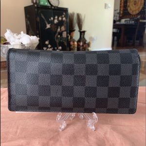 Authentic Louis Vuitton Brazza Damier Graphite